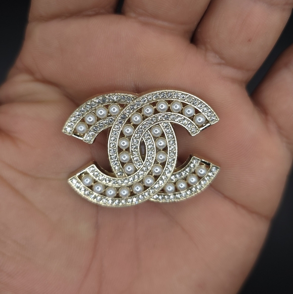 (2/$15) CC Croc Charm - Picture 5 of 6